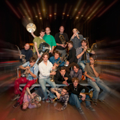 Lauer Large - Less Beat More!